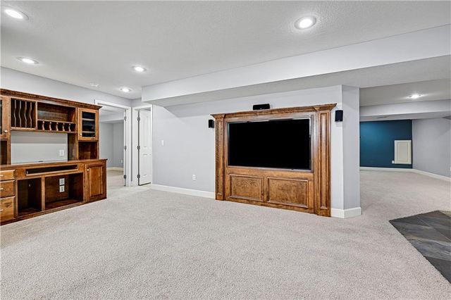 14301 Bond Street, Overland Park, KS 66221