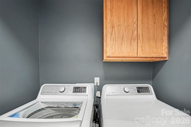 9900 Davis Lake Parkway, Charlotte, NC 28269