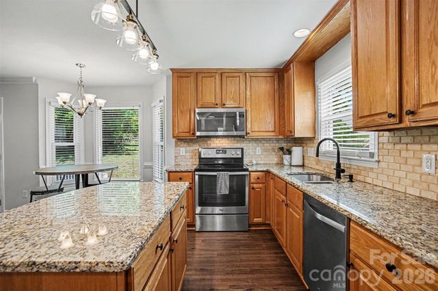 9900 Davis Lake Parkway, Charlotte, NC 28269