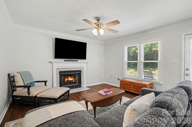 9900 Davis Lake Parkway, Charlotte, NC 28269