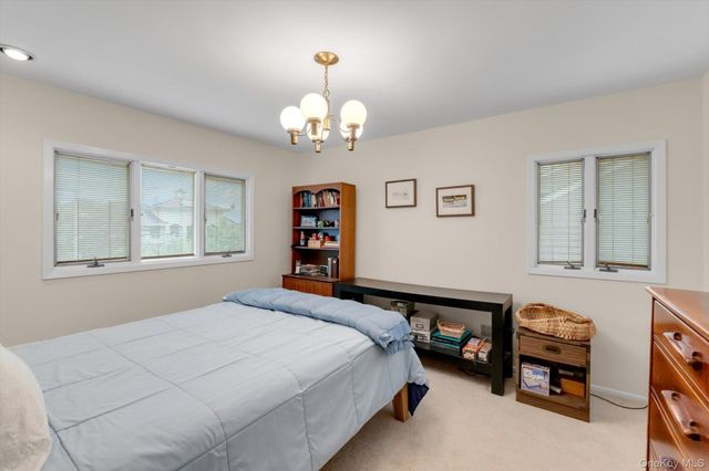 189 Regent Drive, Lido Beach, NY 11561