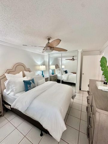 10079 Yeoman Lane, Royal Palm Beach, FL 33411