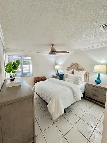 10079 Yeoman Lane, Royal Palm Beach, FL 33411
