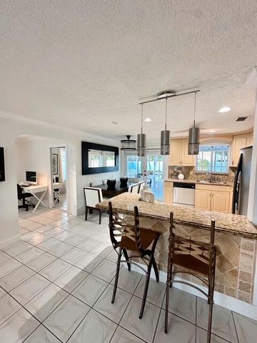 10079 Yeoman Lane, Royal Palm Beach, FL 33411