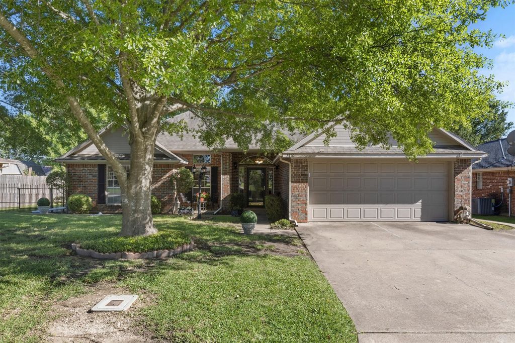 2410 Christi Lane, Caddo Mills, TX 75135