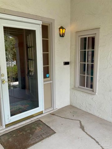 107 W Lloyd St, Pensacola, FL 32501