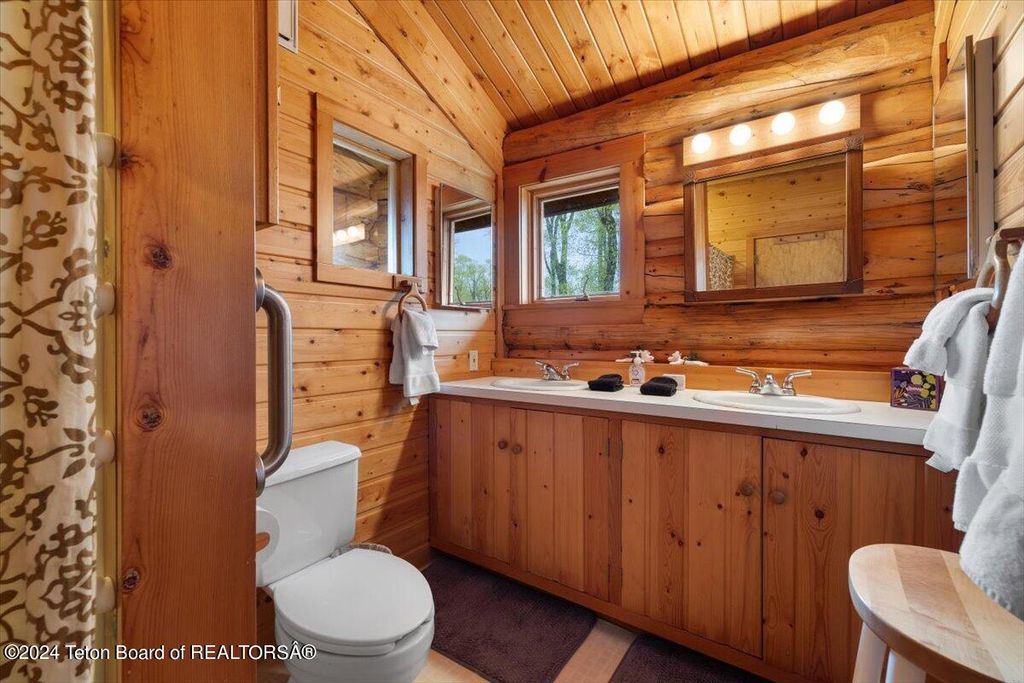 6455 N SNAKE RIVER RANCH Road, Wilson, WY 83014 photo 34