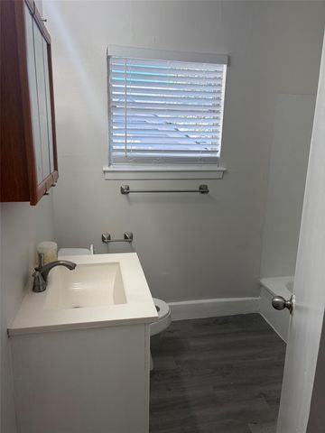 2414 Richton Street 4, Houston, TX 77098