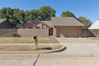 506 Garland Court, Norman, OK 73072