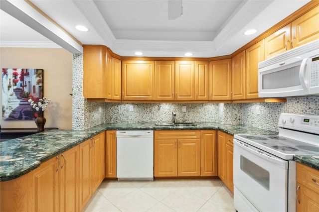 3850 Galt Ocean Drive 904, Fort Lauderdale, FL 33308