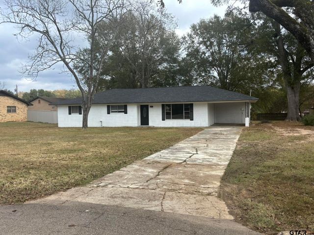 109 Mahan, Pittsburg, TX 75686