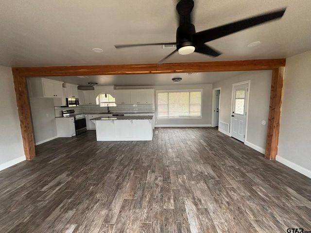 109 Mahan, Pittsburg, TX 75686