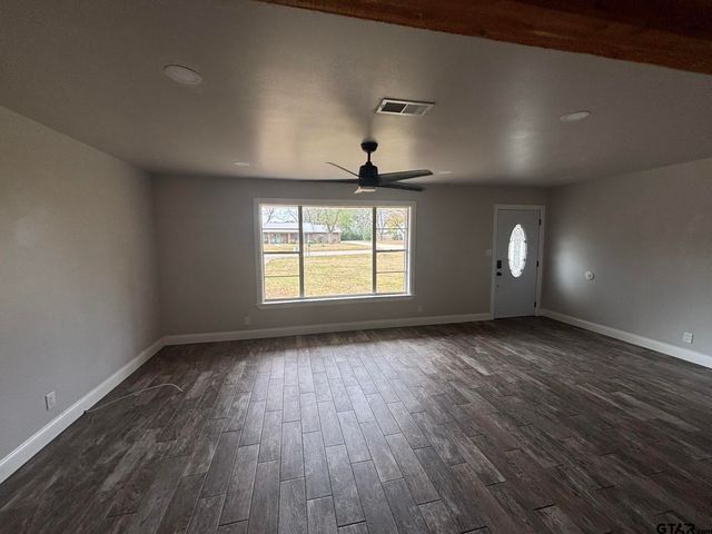 109 Mahan, Pittsburg, TX 75686