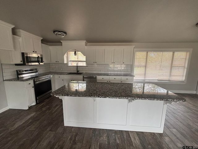 109 Mahan, Pittsburg, TX 75686