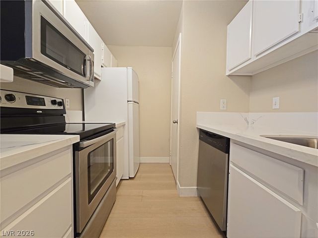 5171 Lindell Road 202, Las Vegas, NV 89118