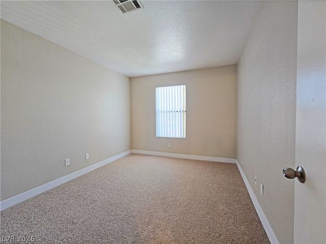 5171 Lindell Road 202, Las Vegas, NV 89118