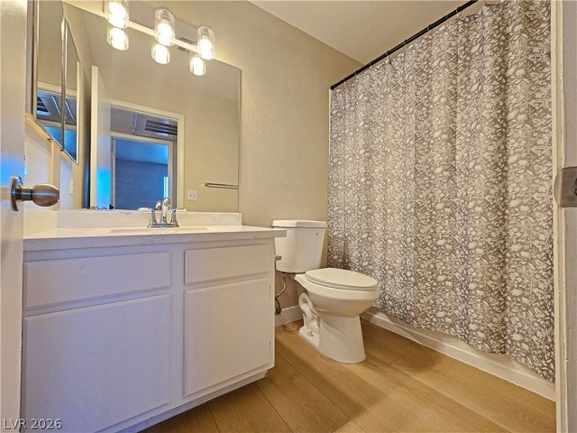 5171 Lindell Road 202, Las Vegas, NV 89118