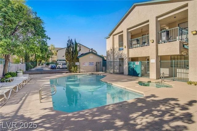 5171 Lindell Road 202, Las Vegas, NV 89118