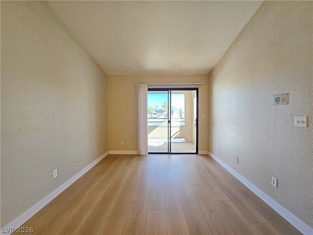 5171 Lindell Road 202, Las Vegas, NV 89118