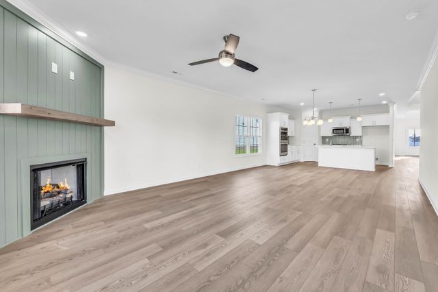 1010 Vendue Ave, Clarksville, TN 37042