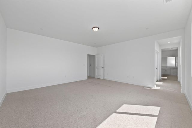 2895 E Veranda Drive, Fresno, CA 93730