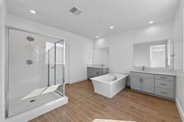2895 E Veranda Drive, Fresno, CA 93730