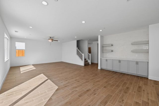 2895 E Veranda Drive, Fresno, CA 93730