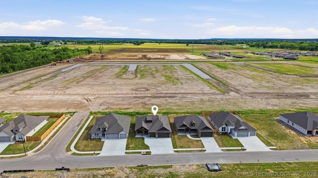 10324 E 132nd Street S, Bixby, OK 74008
