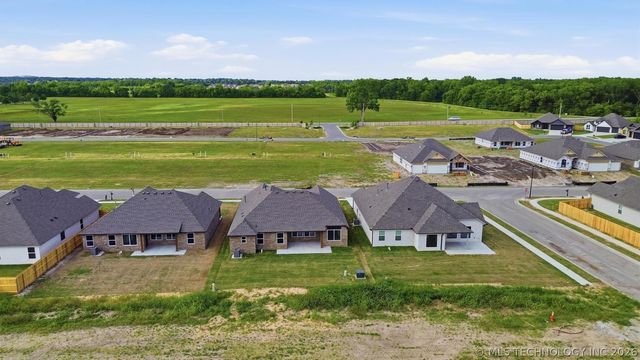 10324 E 132nd Street S, Bixby, OK 74008