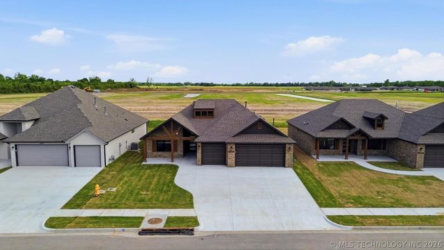 10324 E 132nd Street S, Bixby, OK 74008