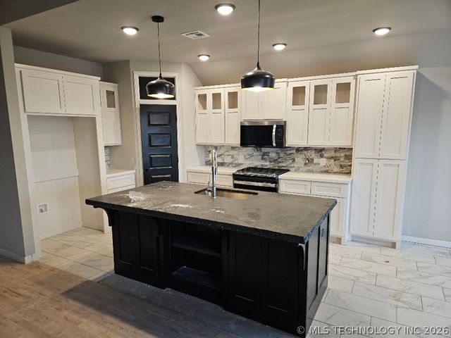 10324 E 132nd Street S, Bixby, OK 74008