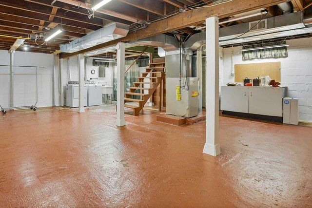 608 7th Avenue, Silvis, IL 61282