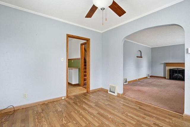 608 7th Avenue, Silvis, IL 61282