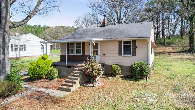 1644 Rankin Lake Road, Gastonia, NC 28054