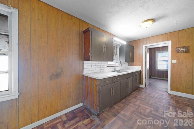 1644 Rankin Lake Road, Gastonia, NC 28054