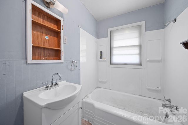 1644 Rankin Lake Road, Gastonia, NC 28054