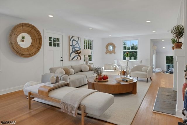 30 Edgecliff Rd, Montclair Twp., NJ 07043