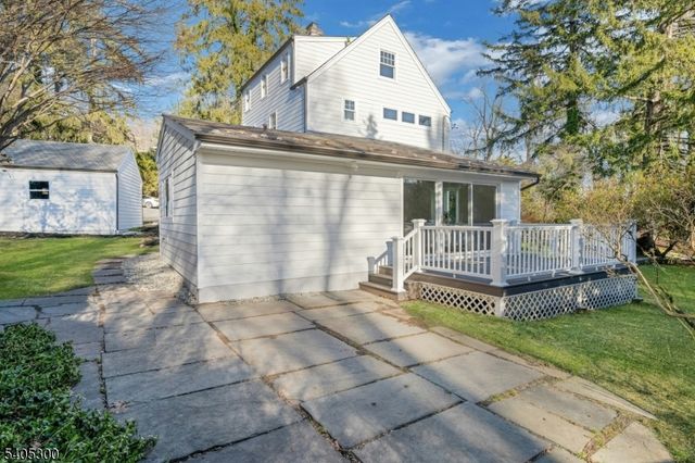 30 Edgecliff Rd, Montclair Twp., NJ 07043