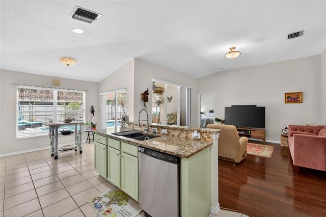 15433 OSPREY GLEN DRIVE, Lithia, FL 33547