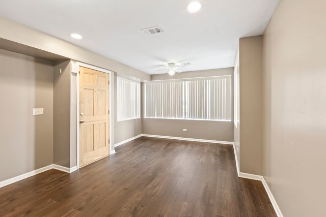 323 Memorial Drive 1, Calumet City, IL 60409