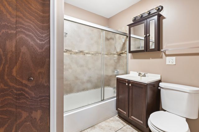 323 Memorial Drive 1, Calumet City, IL 60409