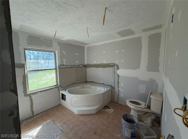 502 W Creek Avenue, Sallisaw, OK 74955