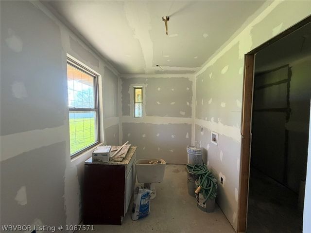 502 W Creek Avenue, Sallisaw, OK 74955