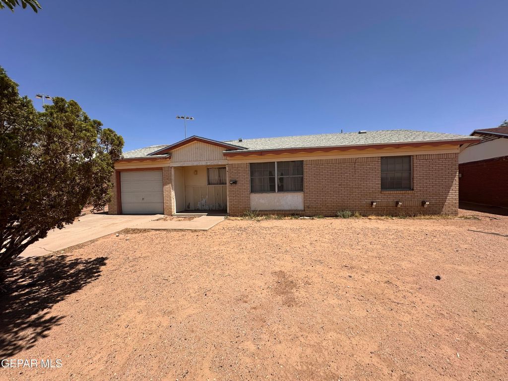 5525 EDMONTON Avenue, El Paso, TX 79924