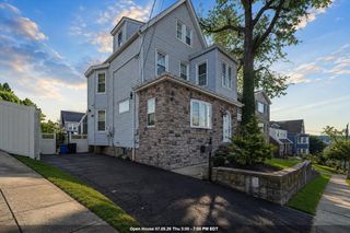 60 STEWART AVE, Kearny, NJ 07032