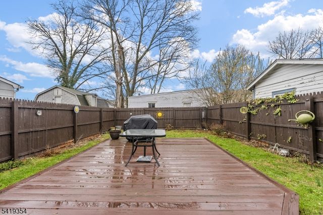 48 Wilfred St, West Orange Twp., NJ 07052