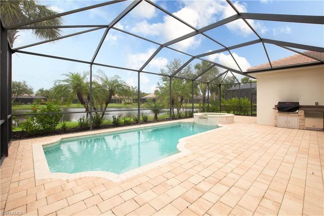 3980 Otter Bend CIR, Fort Myers, FL 33905