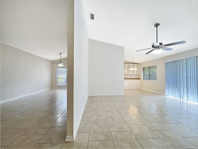 14702 Highland Peak, San Antonio, TX 78233