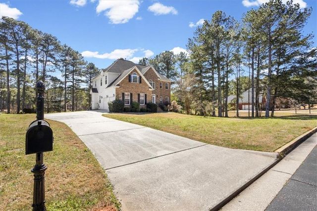 405 Branch Forest Way, Stockbridge, GA 30281