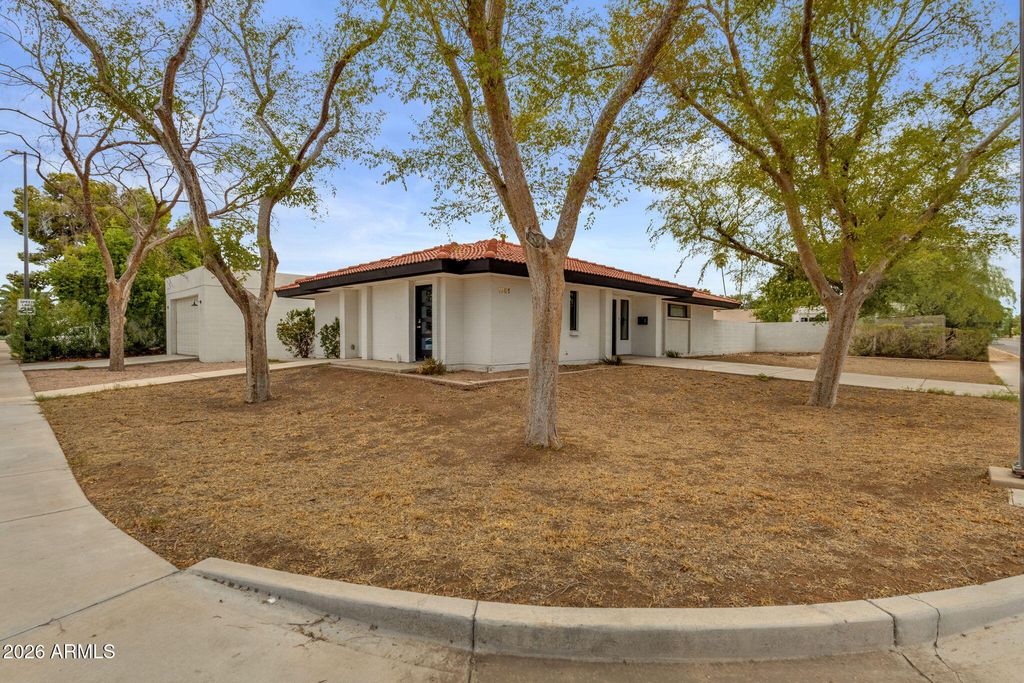 1001 N BURK Street, Gilbert, AZ 85234 — exterior